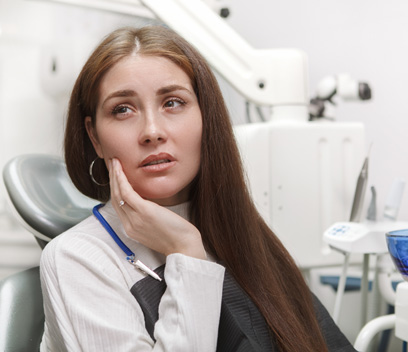 Orthodontic emergencies